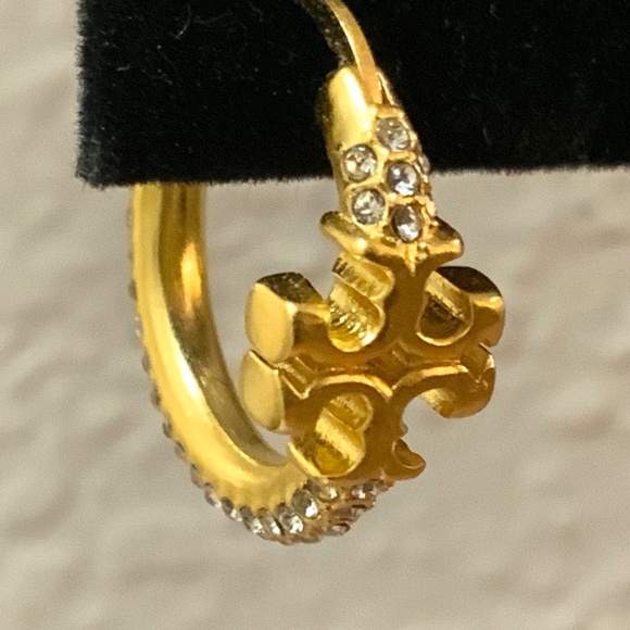 Tory Burch Eleanor Pave Crystal Gold Hoop Earrings NWT - Picture 5 of 16